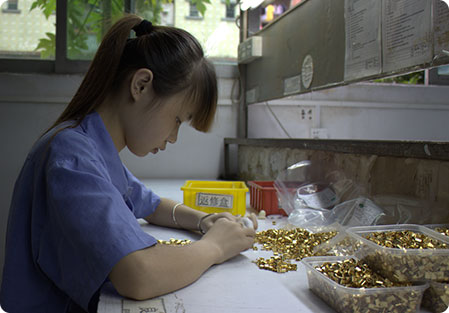 包裝前全檢 包裝前全檢